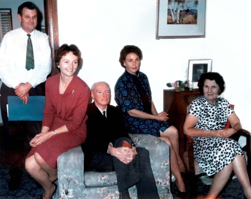 L to R: 1956: Murray, Robin, Cecil, Dawn (Murray’s wife) and Jessie